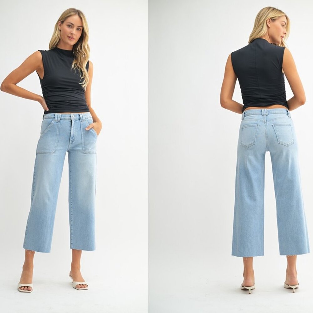 PALAZZO CROPPED LIGHT DENIM WASHED JEANS